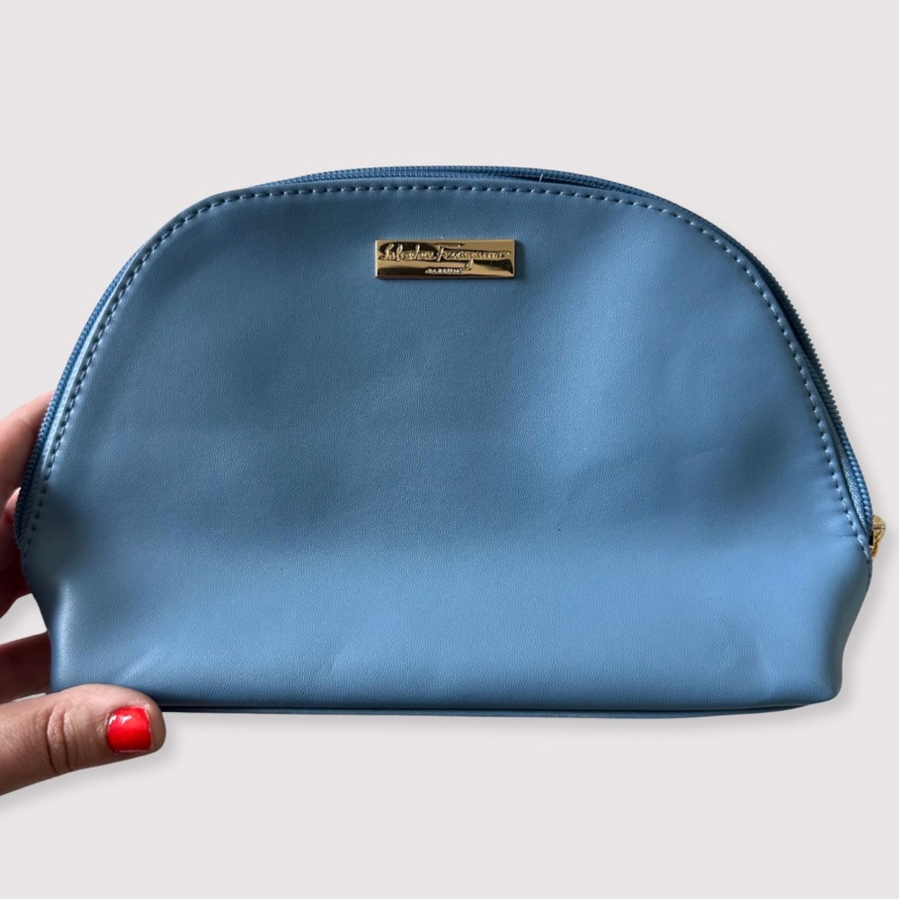 Salvatore Ferragamo Parfums x Turkish Airlines Blue Toiletry Travel / Makeup Bag